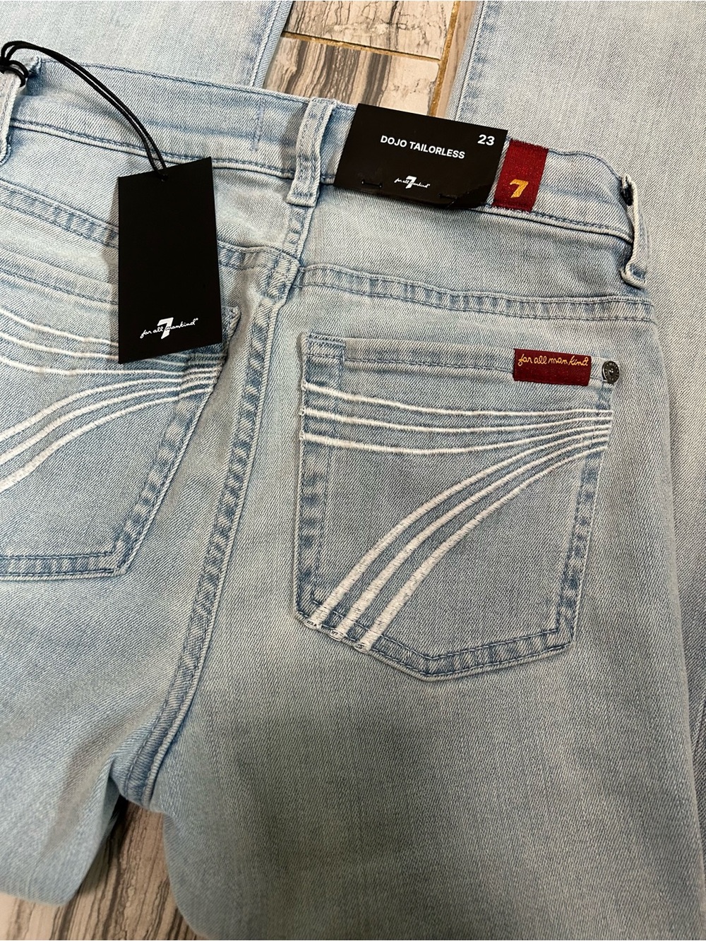 NWT 7 For All Mankind Dojo Tailorless Embroidered Pocket Stretch Flare Jeans